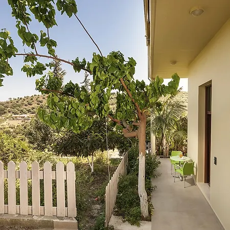 Filio House * Σταλός